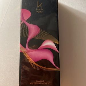 Brand new diamond age defying facial lift